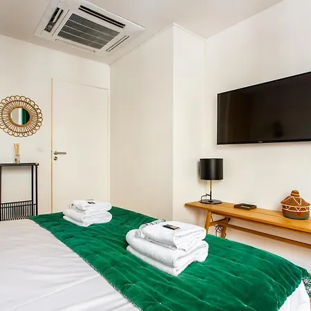My - Champs Elysees Apartamento