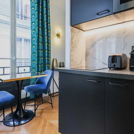 My - Champs Elysees Apartamento