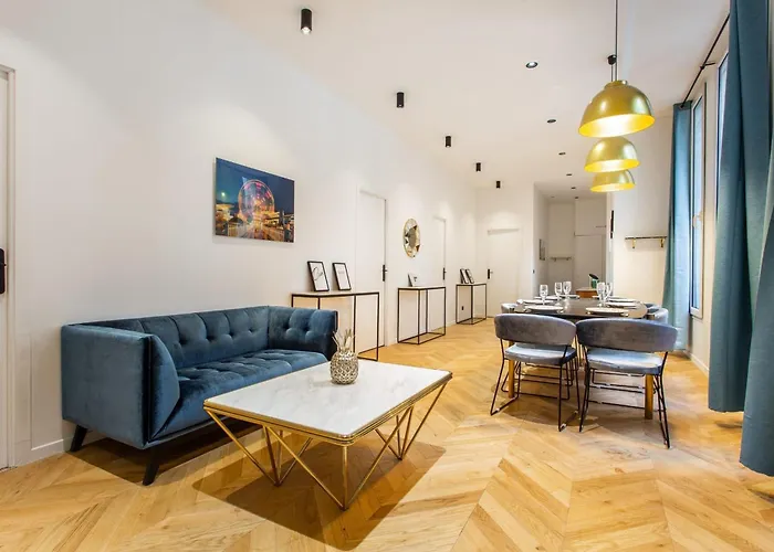My - Champs Elysees Apartment Paris