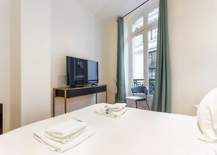Apartment My - Champs Elysees Paris